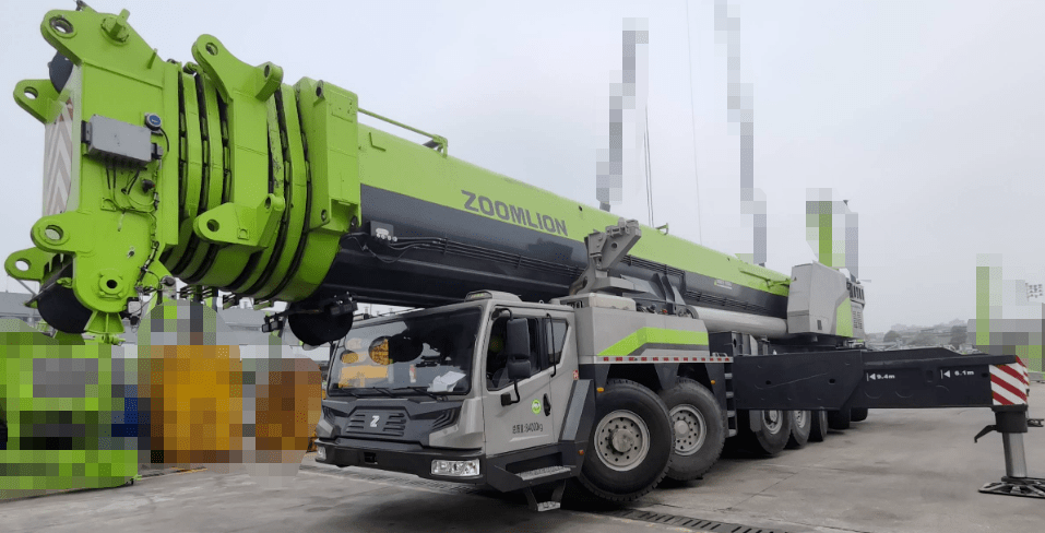 (以现场车况及配置为准)制造日期:2020年10月设备型号:zat6000h763