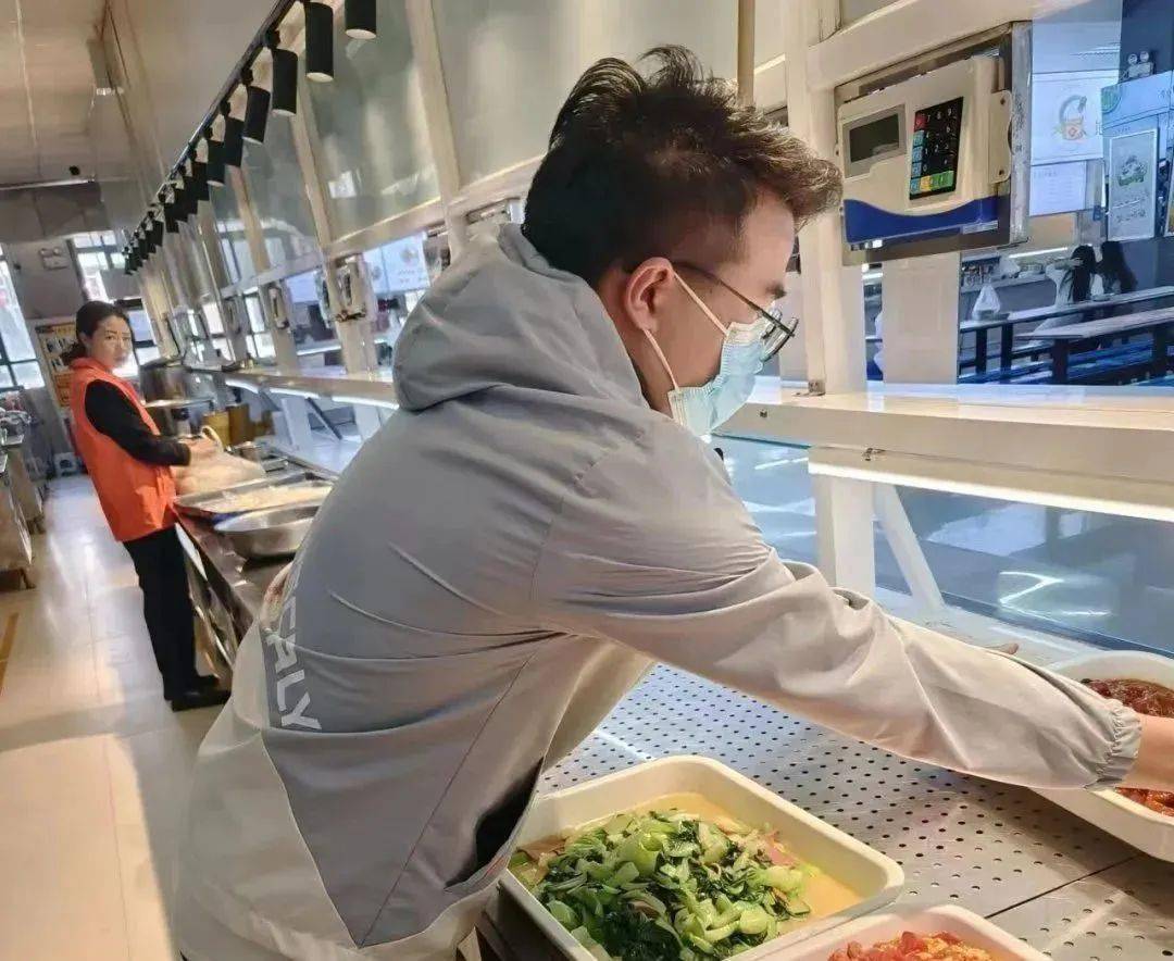 全心"权益"为同学服务,云南民族大学学生会在行动_食堂_问题_反馈