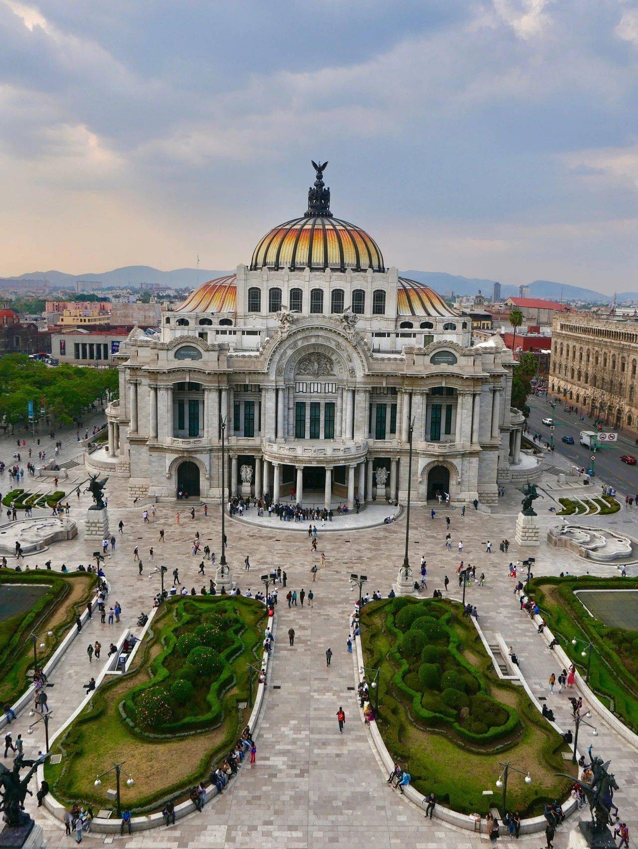 去墨西哥玩,一定要打卡的是邮局?_老城区_城堡_nin