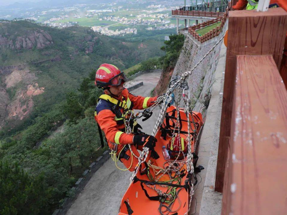 【练为战】直击铜石岭山地救援演练_实战_组织_玉林