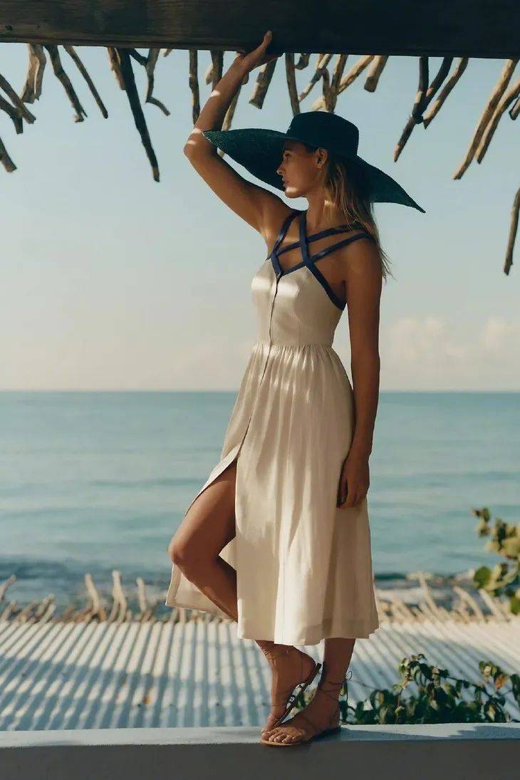 每次想去海边,都是肯豆的泳装勾引的_度假_比基尼_女生