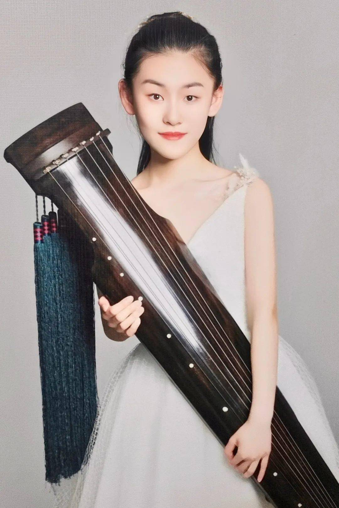 琴讯| 古风新韵—张萌古琴专场音乐会6月22日淄博保利大剧院上演_独奏