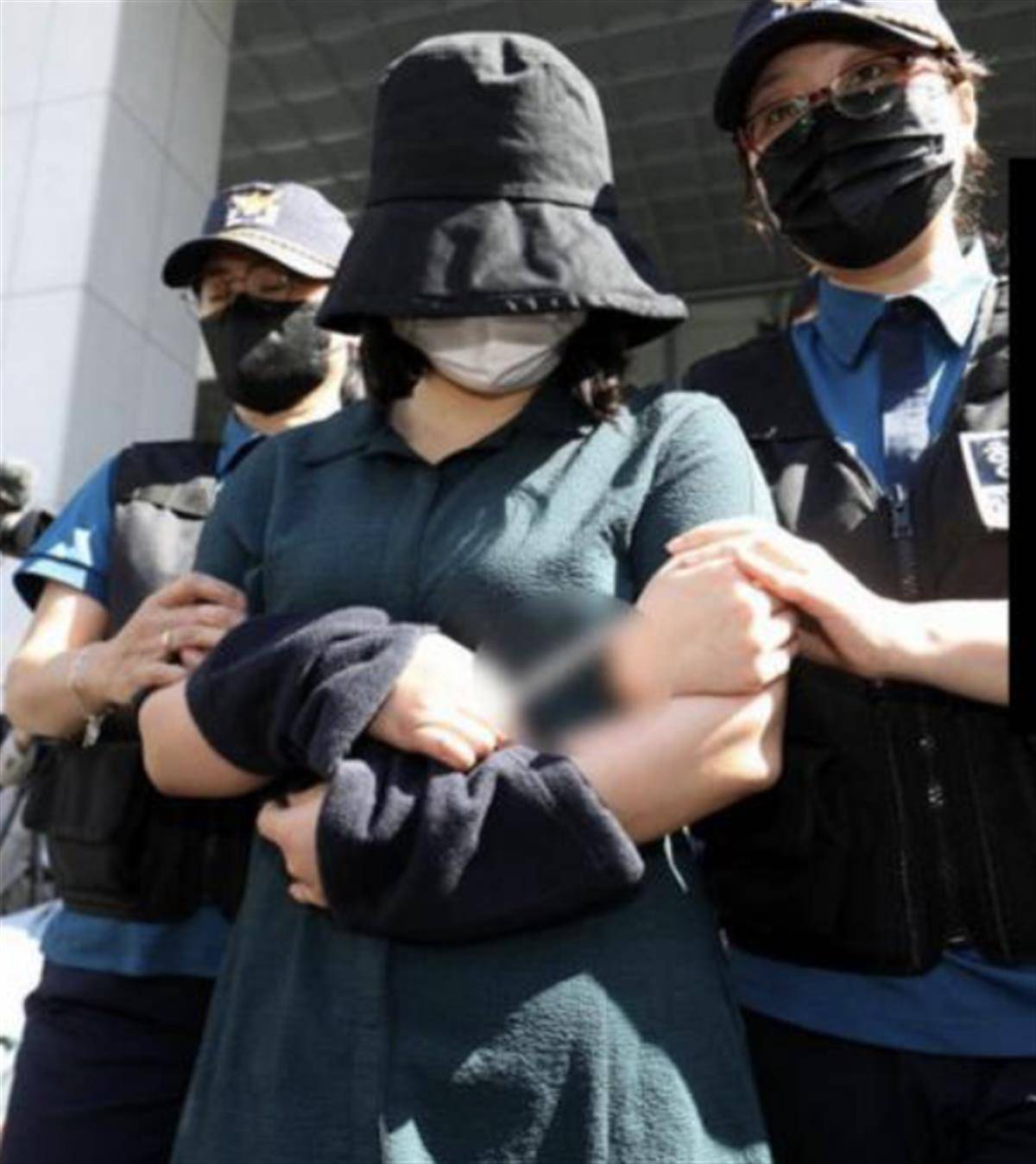 韩国釜山发生恐怖碎尸案，23岁女子杀害女家庭教师，只因“想杀人看看”