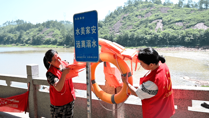 预防溺水!会昌织牢防溺水“安全网”!_进行_宣传册_社会