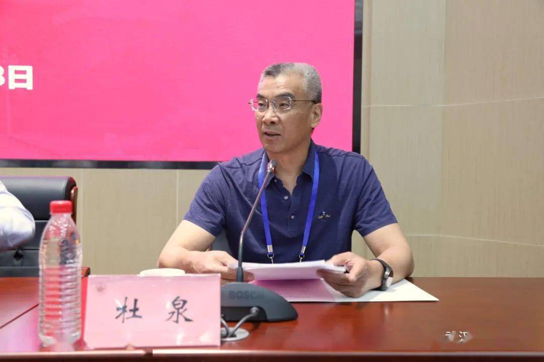 专家组成员,安徽省颍上第一中学校长杜泉从师范类专业认证中合作与