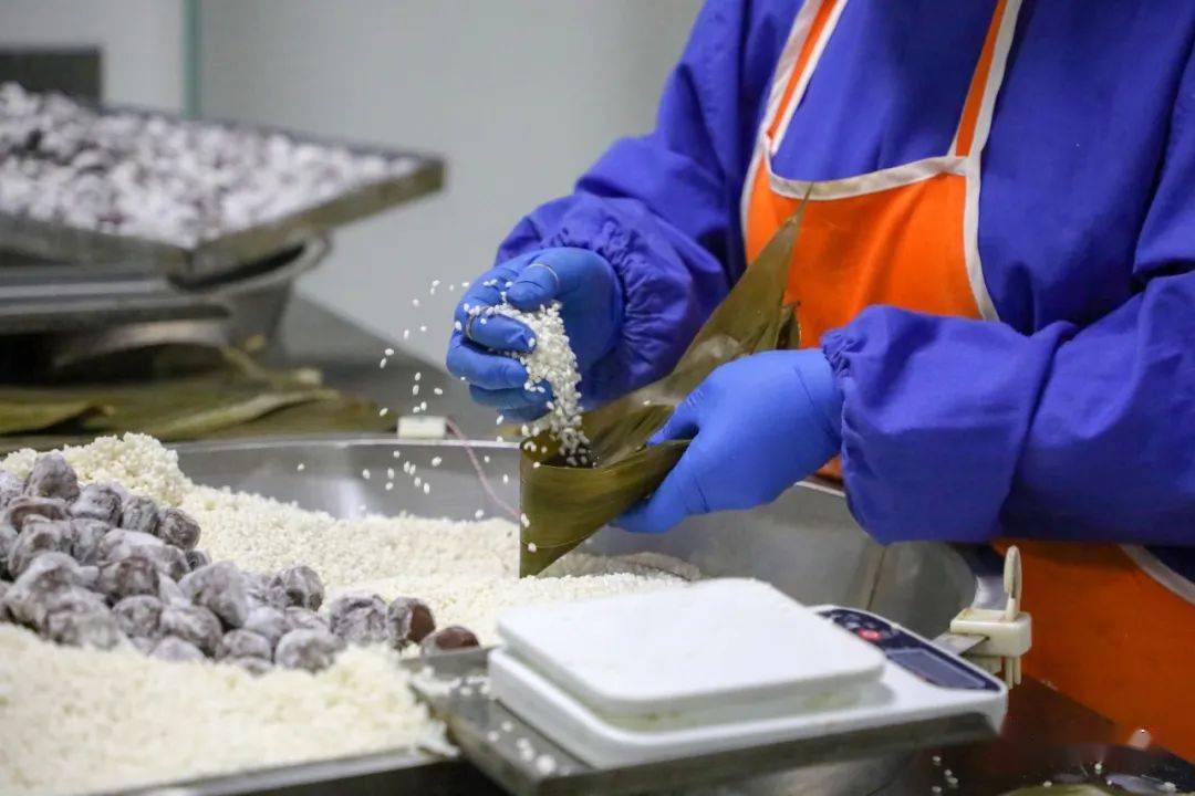 安居的这家粽子工厂太"牛"了!_生产_保石镇_武冠