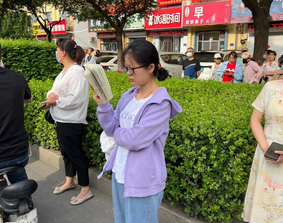 接下来让我们一起看看,我县设有宁阳一中和宁阳四中两个考点.