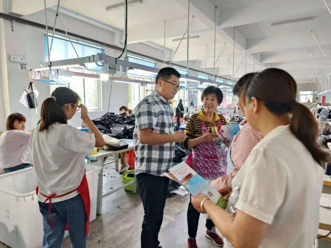 【豆娃普法】寿县:安丰塘镇开展"惠企暖企 普法先行"主题普法宣传活动