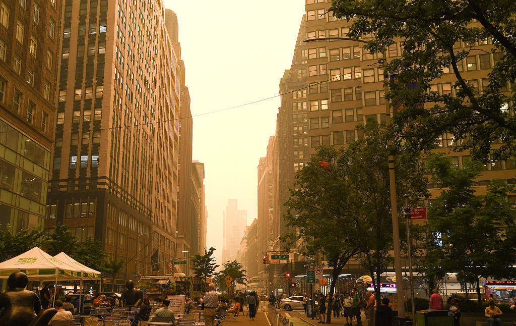 直击｜受加拿大野火烟尘影响,美国纽约被“橙色雾霾”吞没