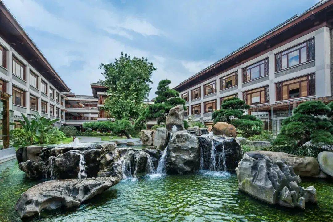 【禅文化深度游】清食素斋之旅061288抢住新兴禅泉度假酒店,泡天然