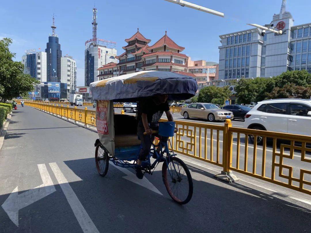 人力三轮车风景区图片