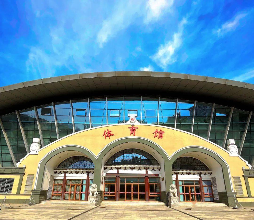 武汉体育学院东湖图片