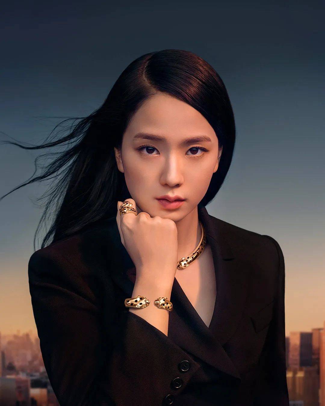 blackpink时代姐妹花vs宋慧乔车银优豪门姐弟,你闪我更闪_品牌_珠宝