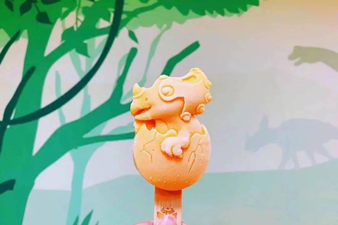 图源:山东博物馆丑萌的亚丑钺雪糕和可爱的角龙萌宝雪糕有没有让你