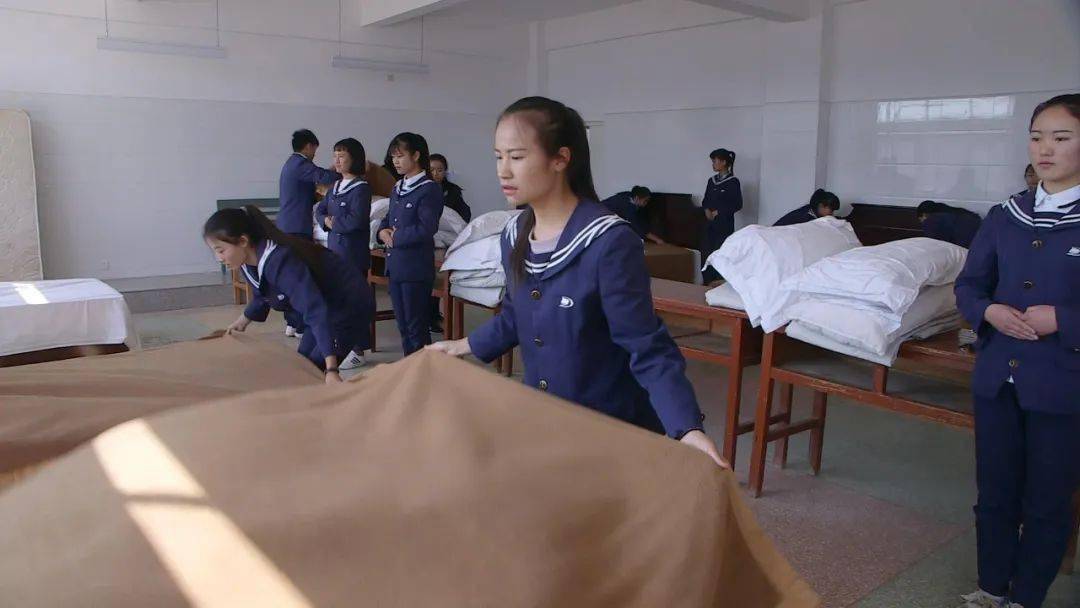 想上大学?弥渡这所学校都能满足你_职中_专业_杨媛