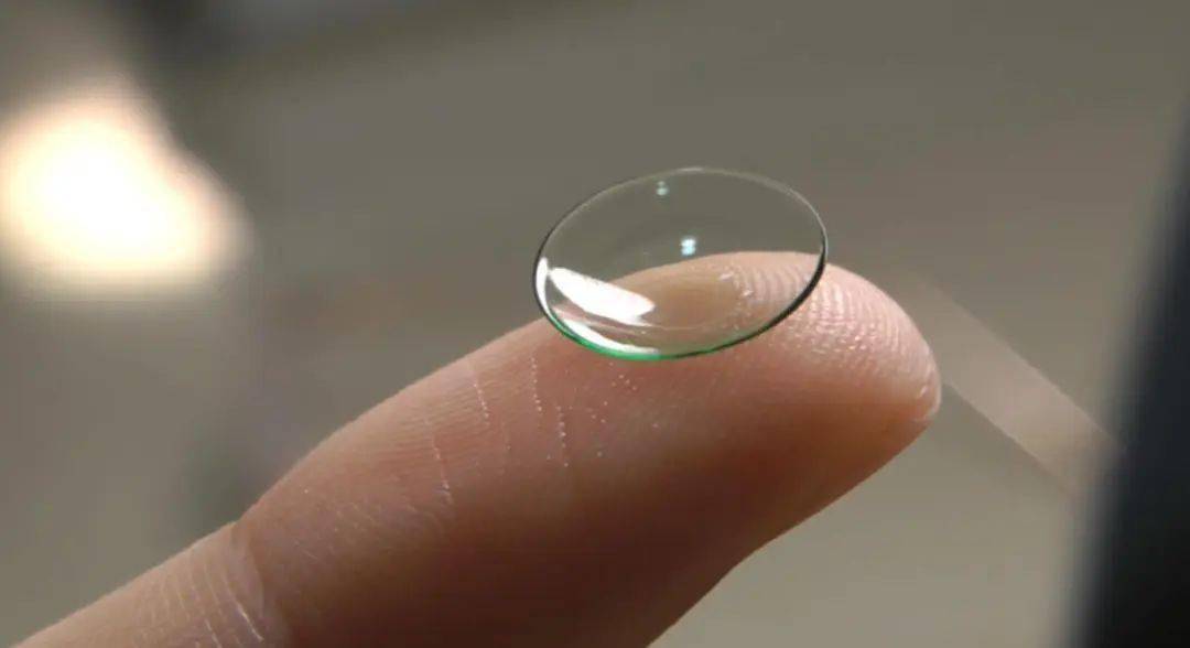 ok镜到期换不换?这些情况必须得换!_镜片_角膜_孩子