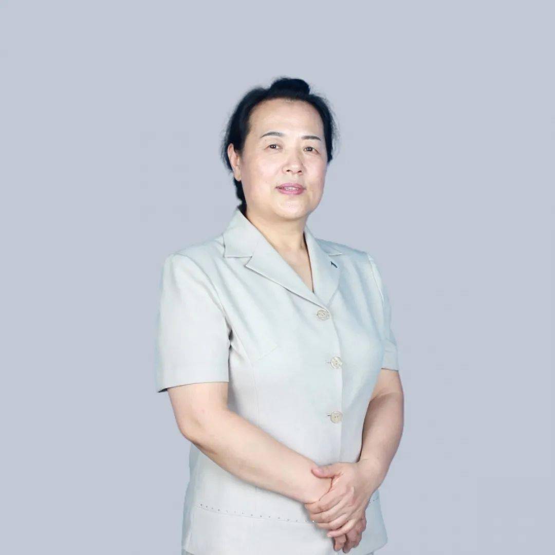 张彩凤省优秀班主任伍锦辉省级骨干教师刘金红省语文学会理事长廖家伟