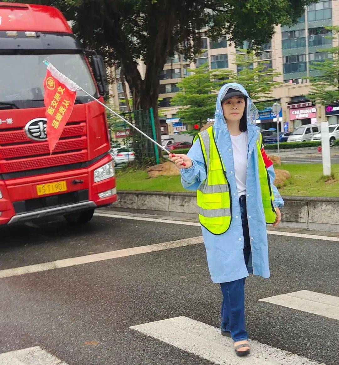 刘可妈妈康家诚爸爸冯翊然妈妈冯千吻妈妈冯铭基妈妈丁梓轩妈妈丁朵玏