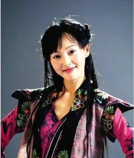 唐嫣粉丝彻底爆发,质问本主是否已退圈,网友:太可怕了_明星_态度_紫萱