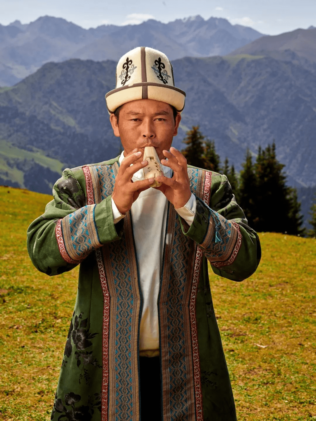 《玛纳斯》传唱在中国摄影艺术节_展览_李奥_文化