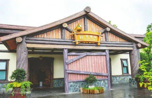 "旅游厕所革命"作为推进文化和旅游强市建设的基础性工作,在旅游景区