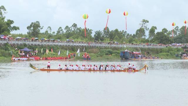 阳西:丹江又闻龙舟鼓 奋楫逐浪勇争先_比赛_阳西县_群众
