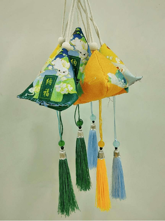 【网络中国节·端午】左州镇开展"闻香识端午 巧手做香囊"端午节主题