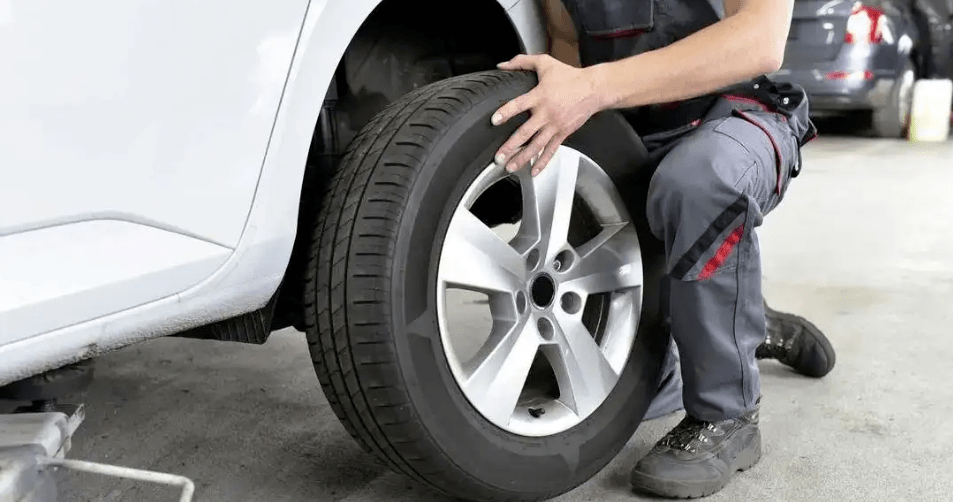 养车先养胎丨夏季轮胎保养秘笈!_搜狐汽车_搜狐网