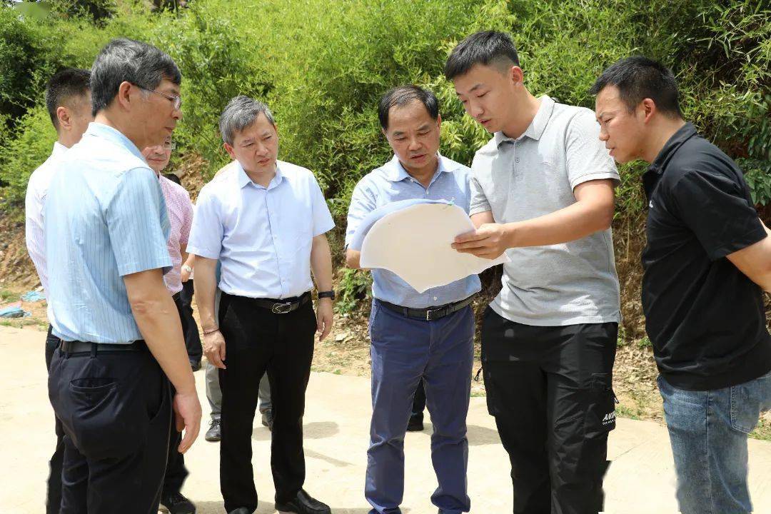 6月19日至20日,市人大常委会党组书记,主任刘光跃深入茶陵县,攸县