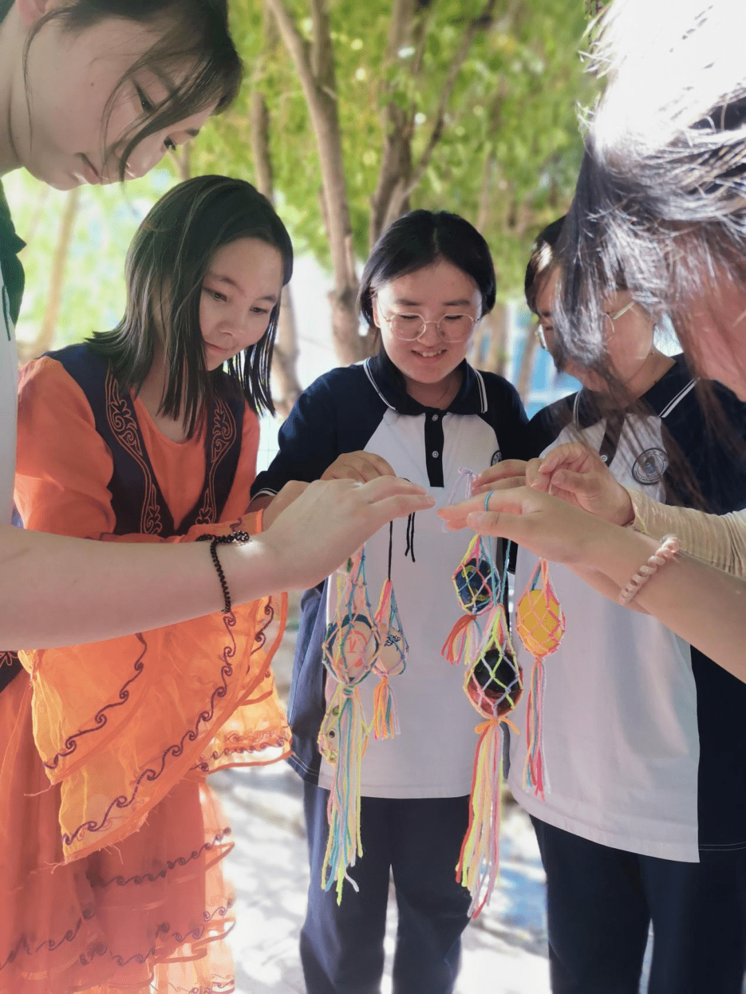 万水千山"粽"是情——江西援疆教师在克州三中开展端午节游园活动