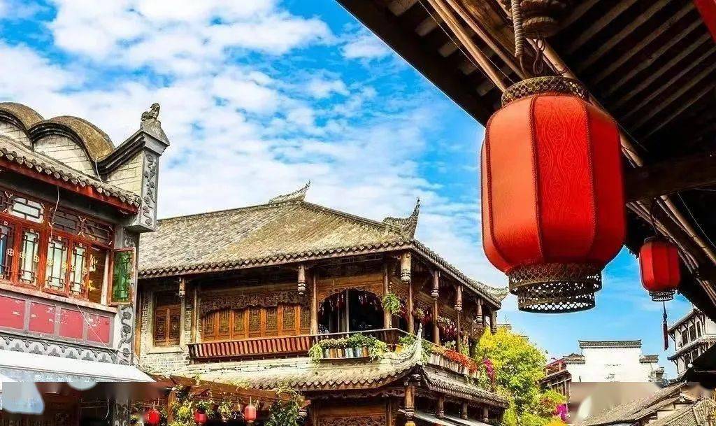 安仁古镇盘点今年端午假期的出游特点,精彩民俗活动是最大的亮点.