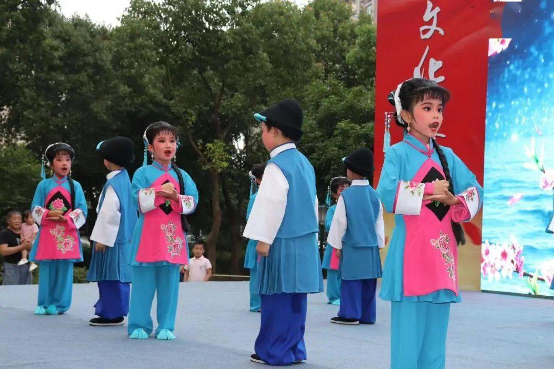 弘扬锡剧文化 唱响幸福童年_幼儿园_艺术_活动