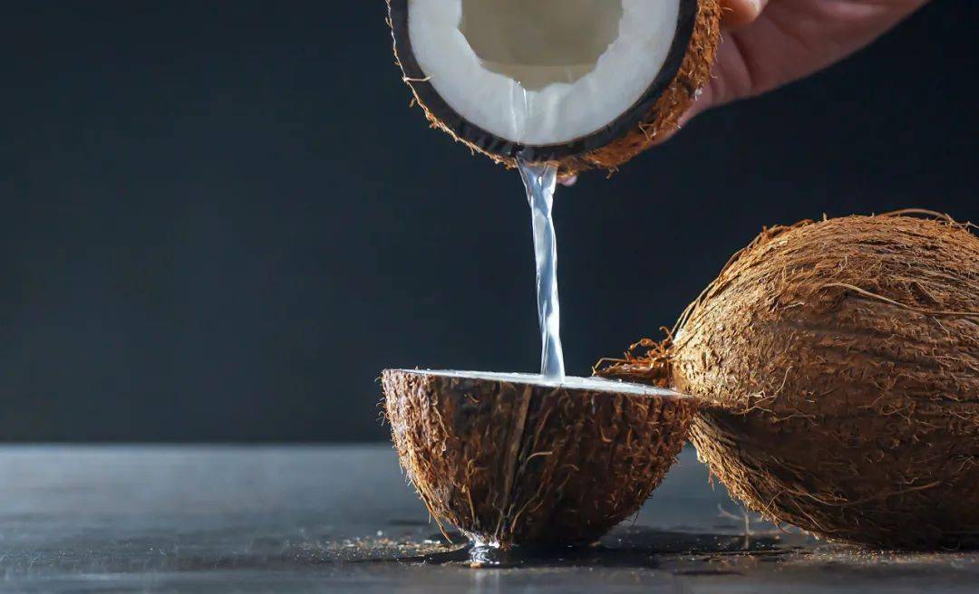生椰拿铁的“生椰”是什么？为什么这么火？