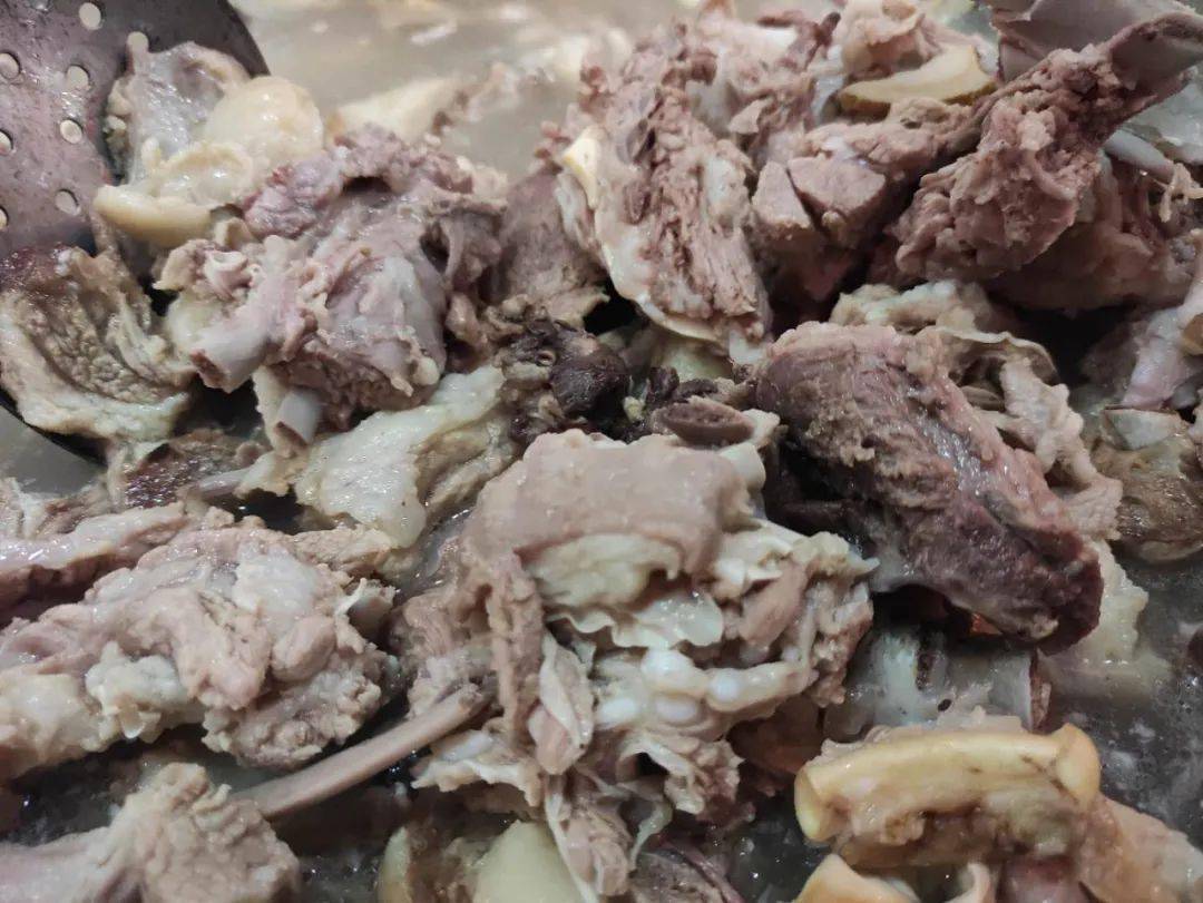 萧县羊肉一条街!不排队吃不上.火爆!_伏羊_丁里_味道