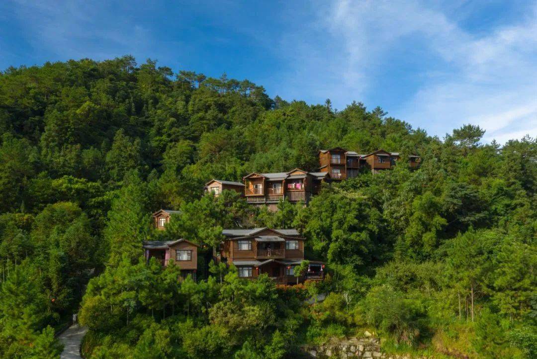 躲进20℃的避暑圣地,潮流玩法赶紧收藏~_景区_门票_半山