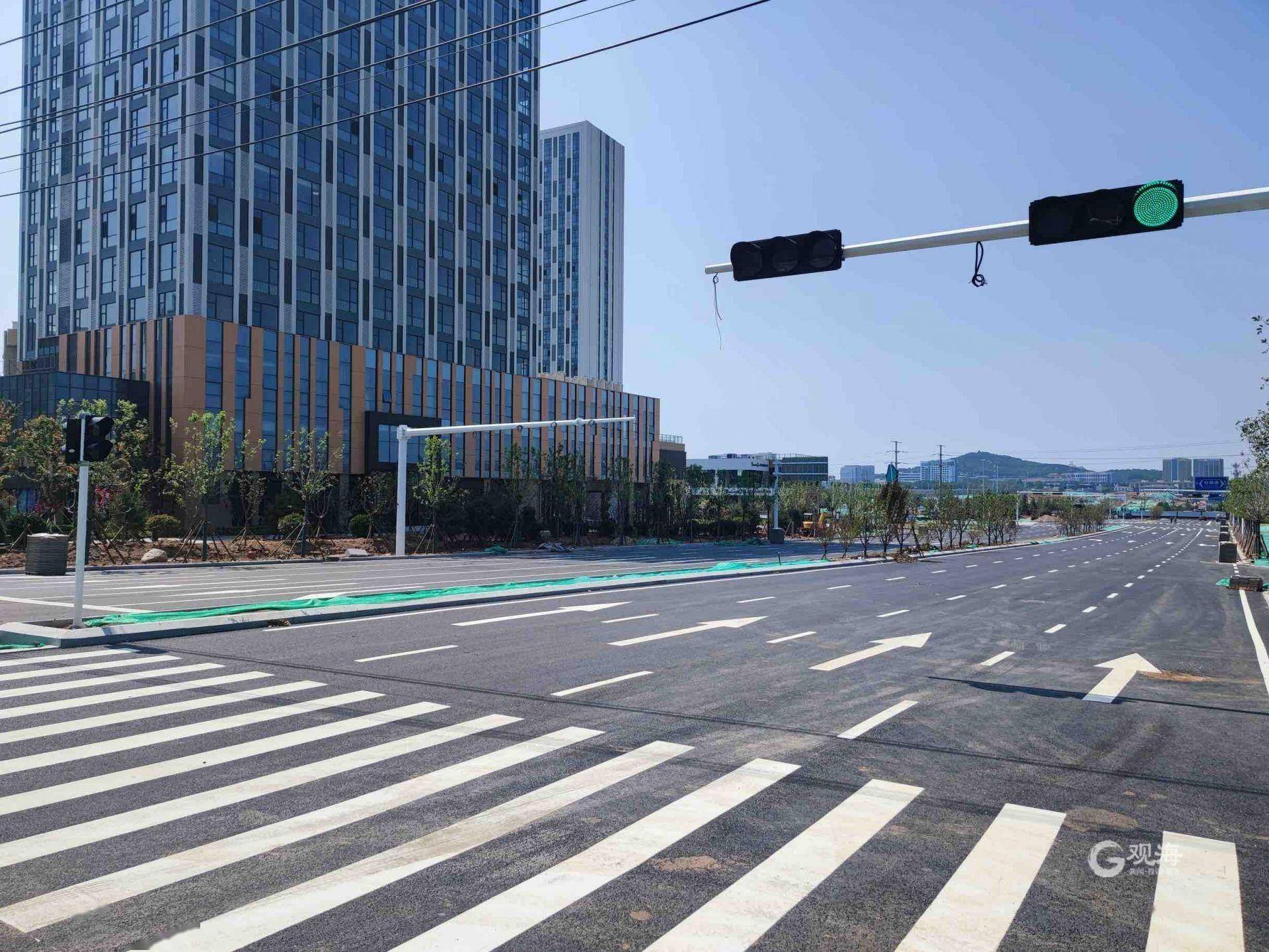 5米,是一条东西向支路;规划二十路(辽阳东路至合肥路)道路全长约414米