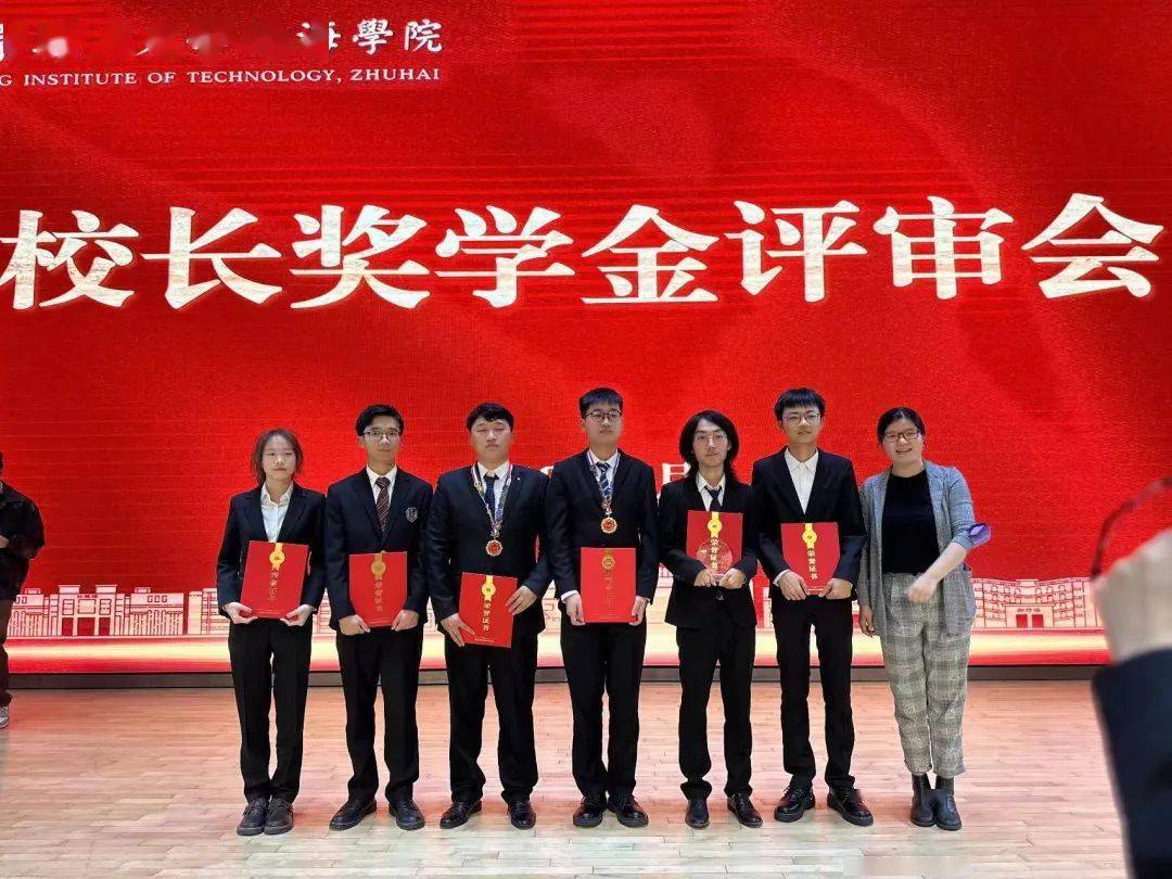 计日程功 笃志躬行 | 首届校长奖学金人物专访——杨帆:星星之火,可以