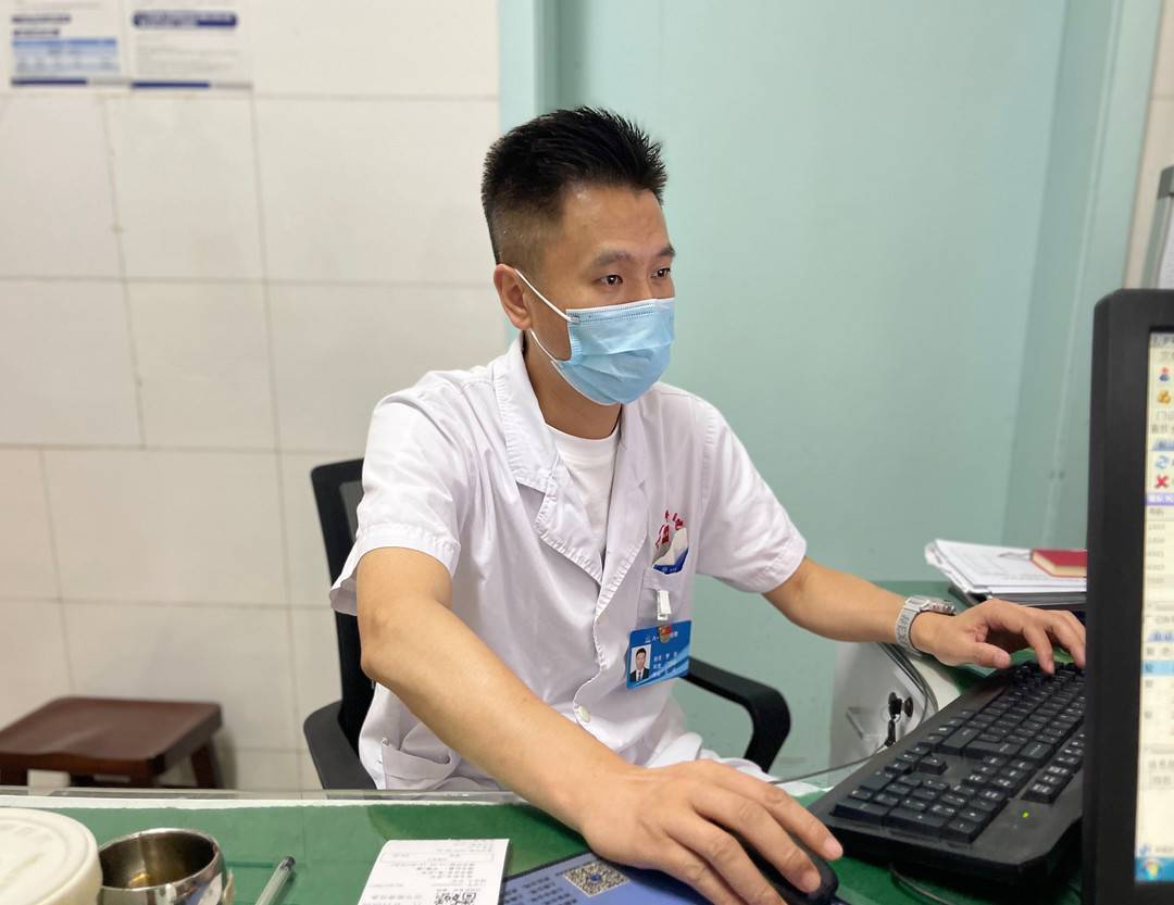 八一骨科医院"医师跑者"罗军:马拉松贵在坚持_医生_训练_成都