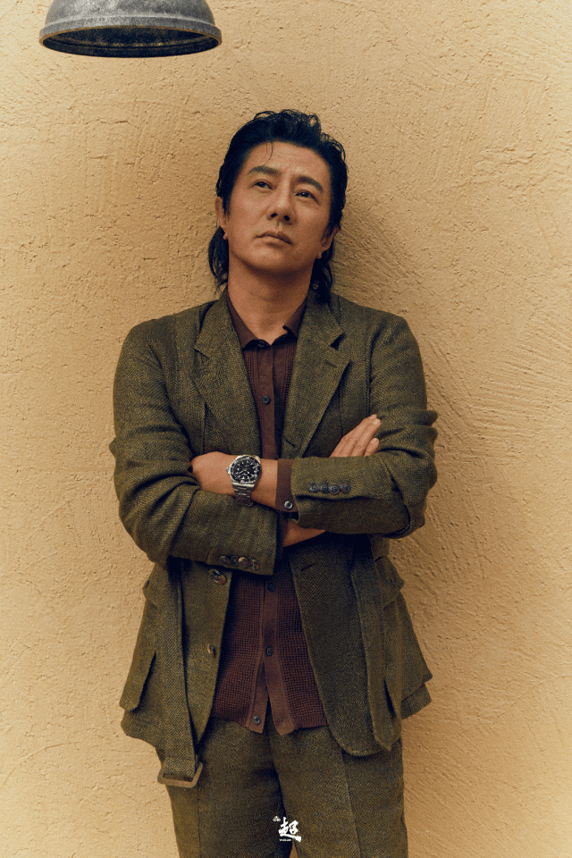 尹超作品 | 《风度mens uno》× 郑钧 :热爱_带着_大片_封面