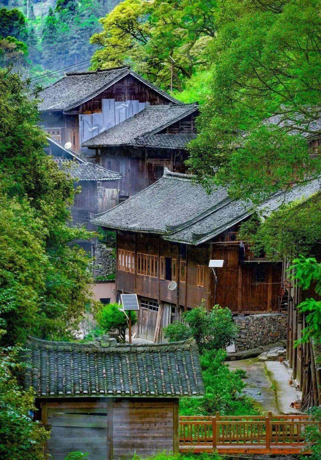 人间好烟火,度假在红阳_苗寨_生活_云村