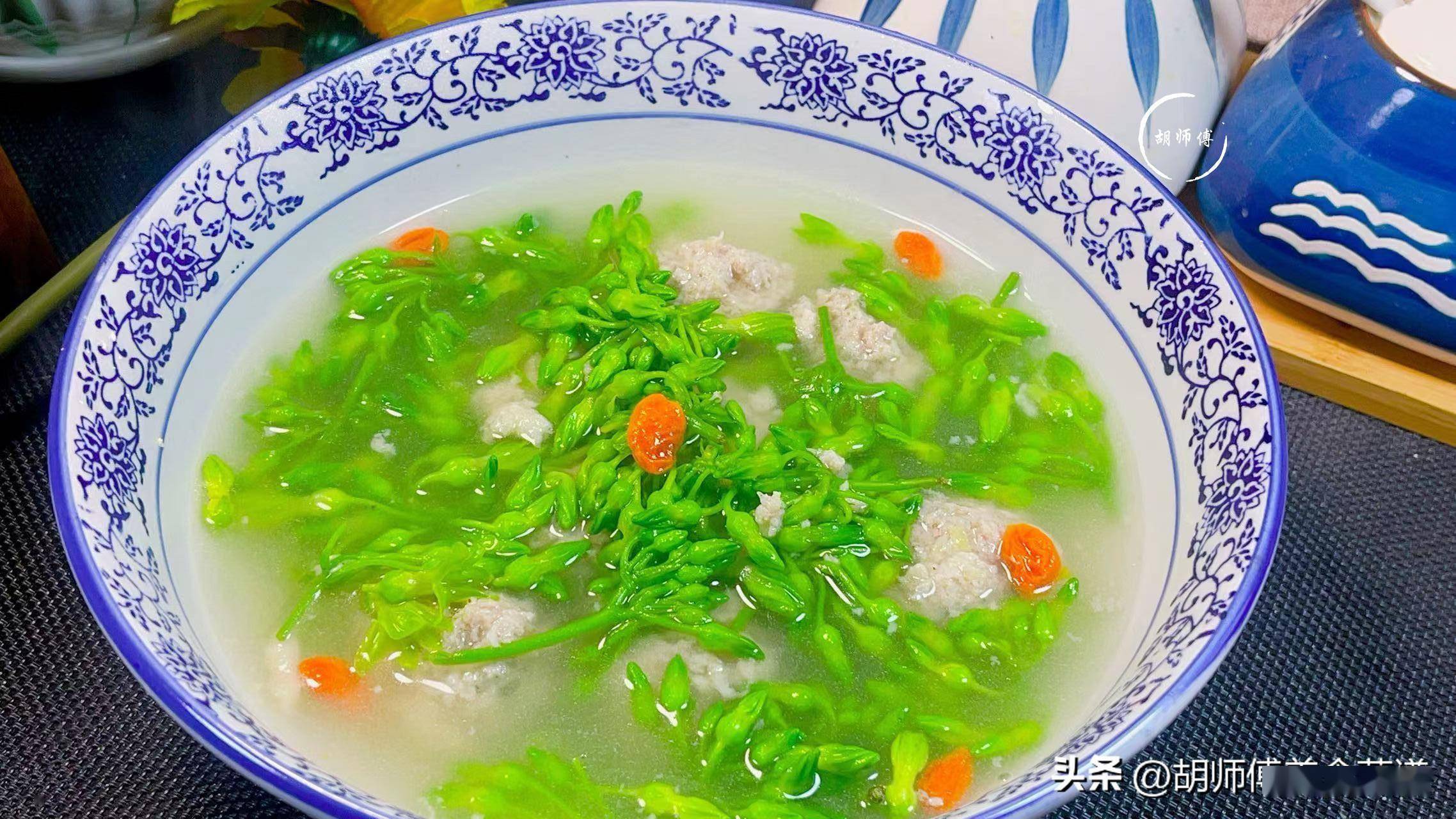 花10分钟,煮一盆汤菜,鲜掉眉毛_夜来香_胡师傅_肉丸