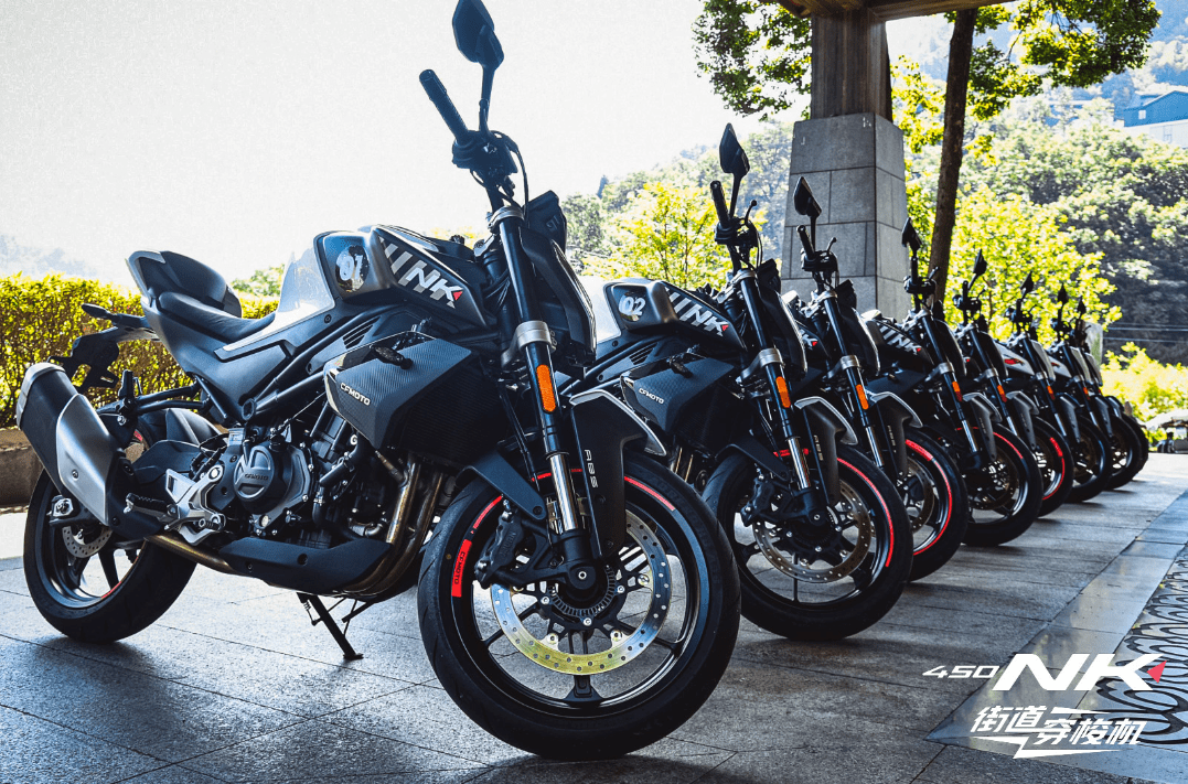 街道利器,春风450nk速览_搜狐汽车_搜狐网