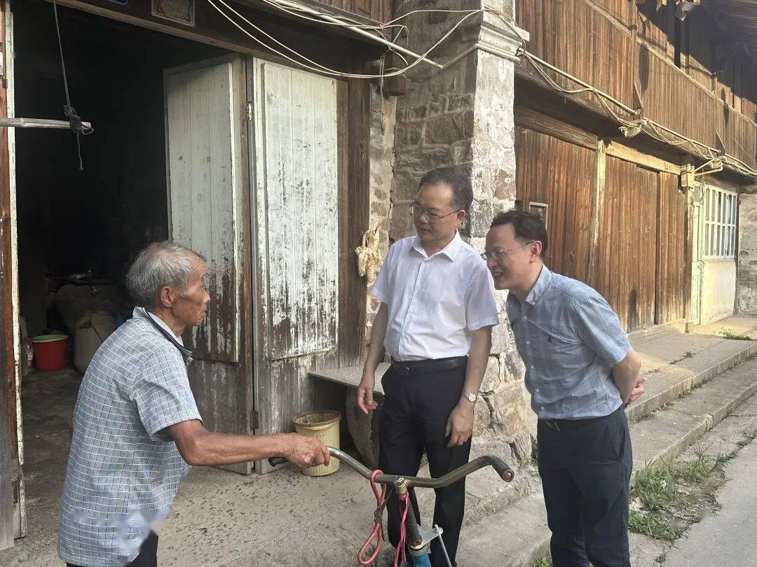 县四套班子领导常态化开展周一"夜查,夜巡,夜访"行动:筑牢文物安全