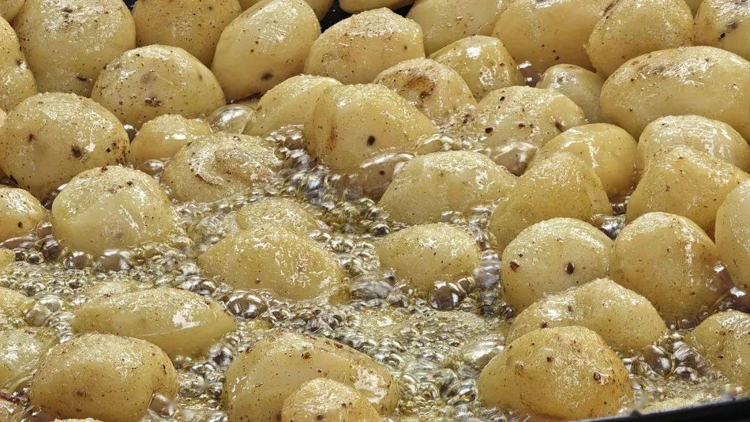 乡村振兴 土豆生金 长阳贺家坪镇第三届高山土豆节成功举办_种植_活动