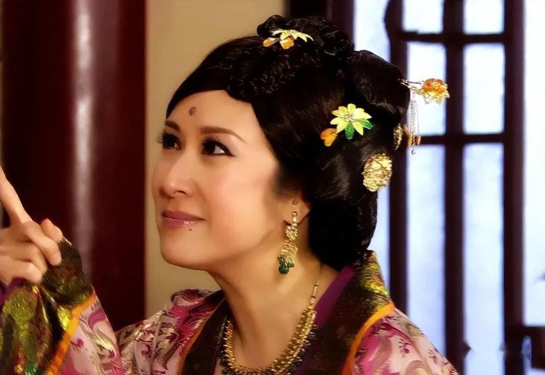 本人现身报平安,身材消瘦却很精神_吕珊_工作_演唱会