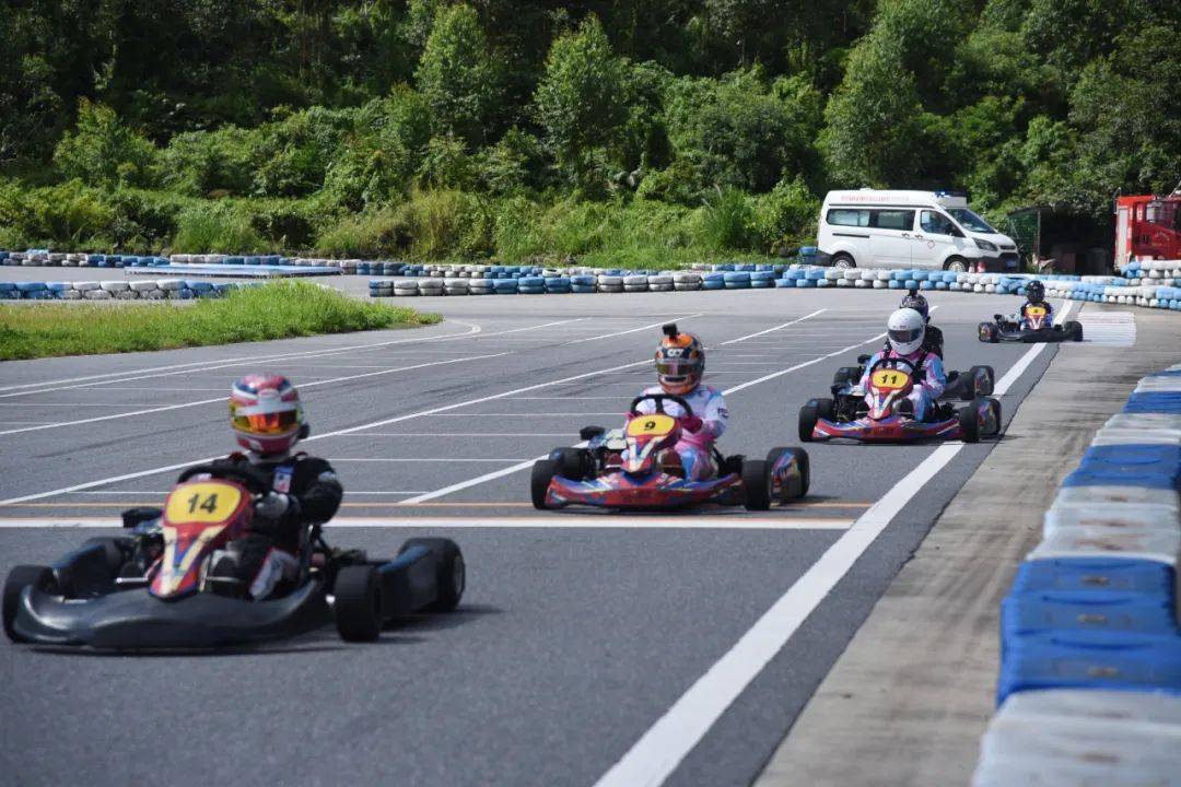 粤港澳大湾区卡丁车锦标赛(江门恩平站),开跑!_赛事_赛车_广东