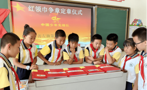 【少先隊風采】阿拉善左旗第五小學五(1)中隊