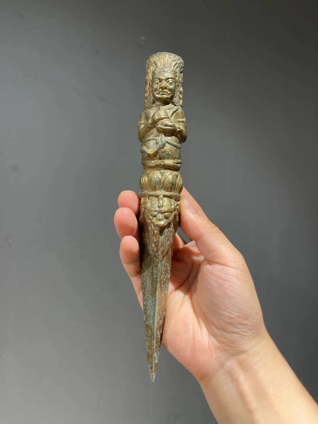 用之美—宗教信徒的美物 ▎精美的佛教法器与佛像_表面_坐像_青铜