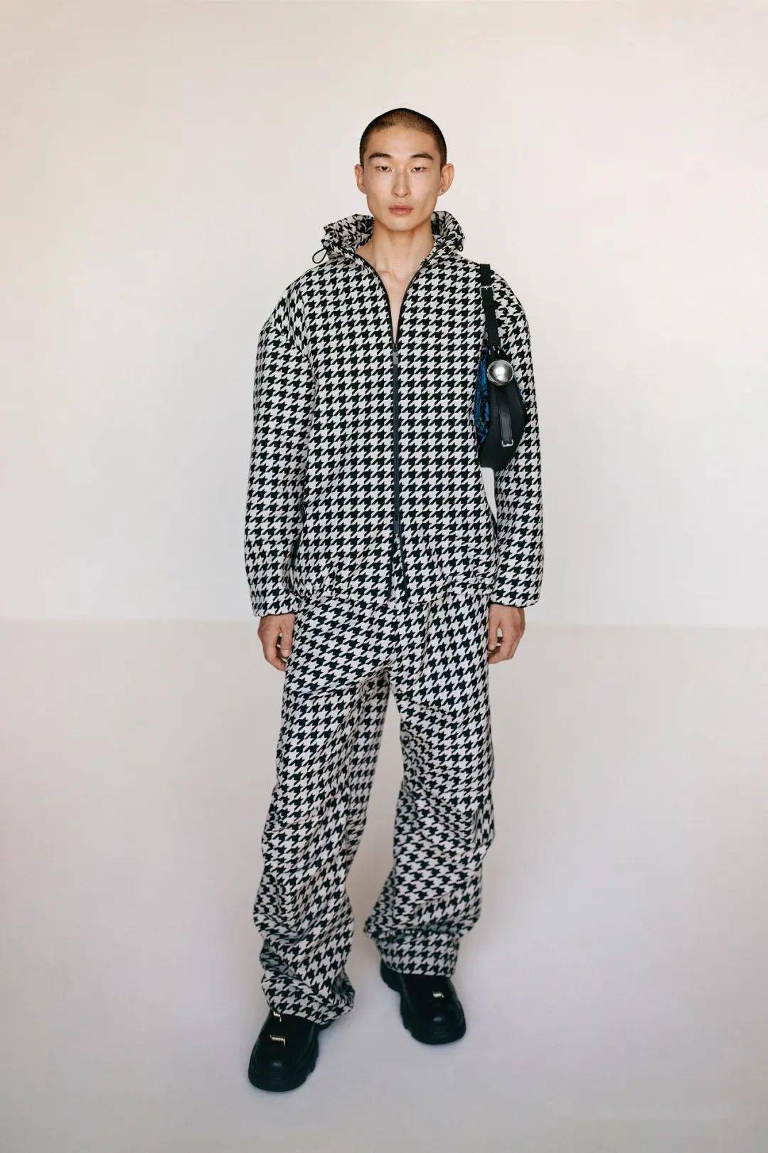 bottega venetaceline 和 phoebe philo以及之前在 bale