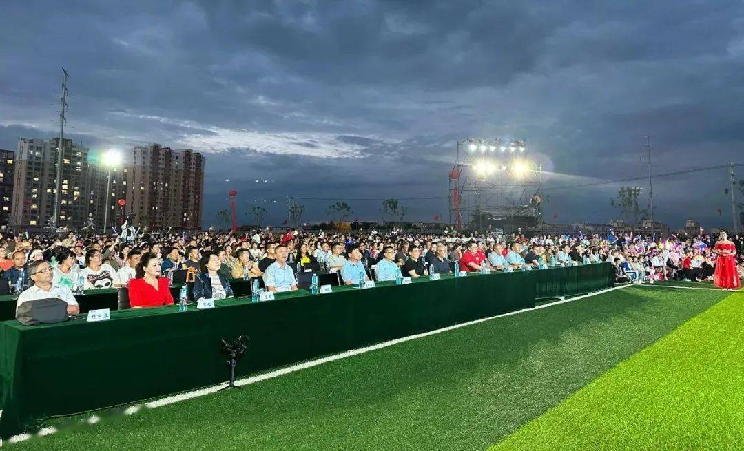 "艺"起向未来|天立学校文化艺术节精采呈现_集宁_师生_草原